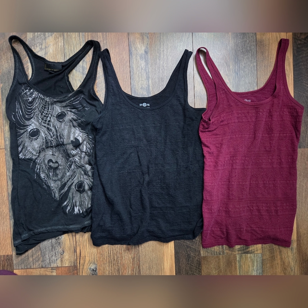 Womens Tank Tops- Set Of 6- Size S/M